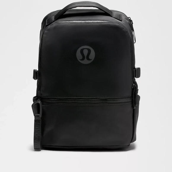Lululemon New Crew Backpack 22L | Black 22L Lululemon Logo Backpack - Picture 2 of 14